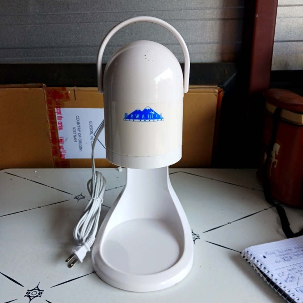 White Ice Shaver